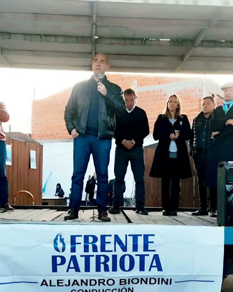 César Biondini, precandidato a presidente por el Frente Patriota Popular, ayer en un acto realizado en Pilar. 