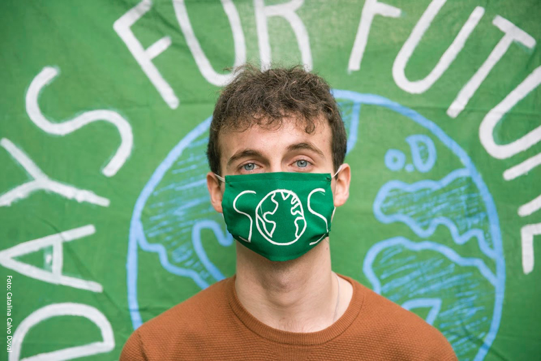 “Es fundamental encontrarnos con otres, escucharnos empáticamente y saber que somos muches en esta" “Es fundamental encontrarnos con otres, escucharnos empáticamente y saber que somos muches en esta"