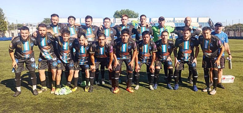 DEBUT. El equipo del Club 11 de Febrero hizo su estreno en el Federación Norte.